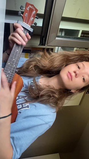 Ukulele Çalmayı Öğrenemedim - Yepyeni Şarkı Sözleri!
