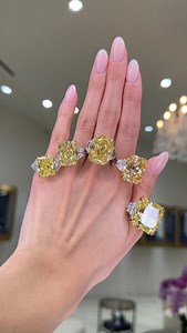 Magnificent Yellow diamond Infinity stones💎 - - - #yellowdiamond #infinitystones #diamonds #jewelry | Rosenberg Diamonds & Co.
