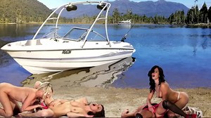 IS_DUO-Foursome on the Island