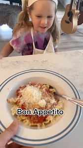 Who loves a hot bowl of pasta when the weather gets colder?? 😋🍝😍 #TBT #romeoeats #pasta | Romeo Eats