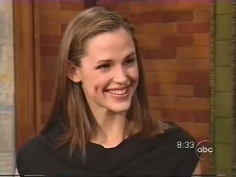 Jennifer Garner - GMA - Nov. 2001