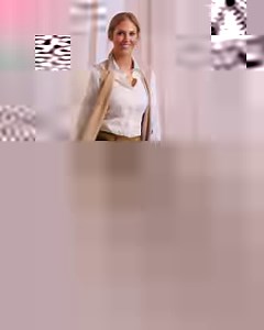 Punt Roma, brand di moda femminile, arriva in Italia con la sua collezione autunno-inverno: Abiti discreti, versatili e pieni di dettagli. La collezione ti aspetta in store. | coin