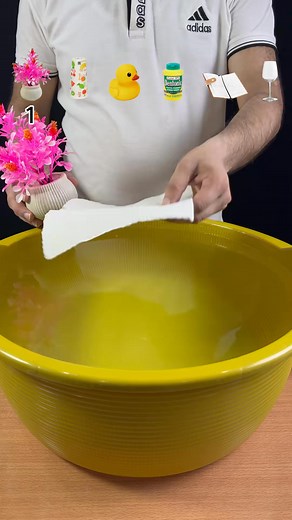 Guess how many tissue paper will float objects ？ 🌷🌊 #experiment #asmr... | Sarah Anthony