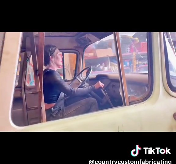 Rachel Bohnet on TikTok