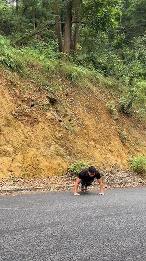 Tạo động lực tập luyện trên mọi con đường t đi qua !!!!! #reelsfacebook #reelsviral #tapluyentainha #learn #fyp #tips #reel #reelsviral | Phong Khói