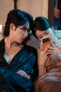 116K views · 5.8K reactions | Giây phút trái tim thiếu gia Hạo Nam không còn lạnh lùng đã tan chảy vì tiểu thư Nana. Tên film "Lửa tình trên gối" | CP: Mạnh Na x Thân Hạo Nam. Love Nana. #孟娜 #MengNa #shenhaonan #Mạnh_Na | Meng Na - 孟娜 / Mạnh Na - Nana | Facebook