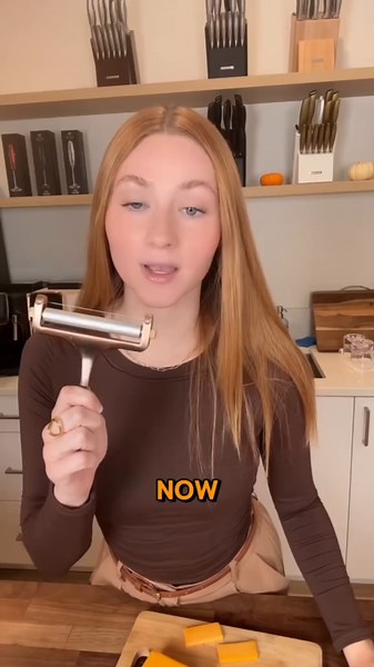 Zulay Cheese Slicer: Perfectly Slice Cheese for Charcuterie