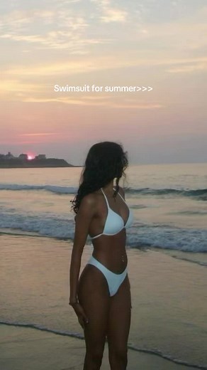 Summer Swimwear: Stylish White Bikini for Women