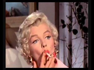Marilyn Monroe - Smokin' Hot 2