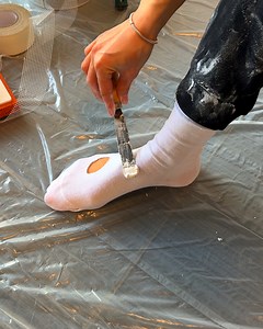 Fixing walls or... customizing socks 👀 | Handy Dandy