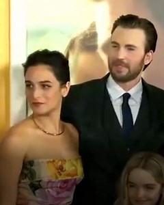 101K views · 176 reactions | Capitán América’s fans started a whole campaign against Slate when the couple announced their relationship. | Rosa + | Facebook