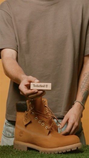 Keep the butters clean. Secure cleaning products and the rest of your stocking stuffers on timberland.ca #Timbs #Timberland #TimberlandCA | Timberland Canada