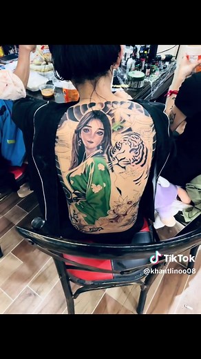 Exploring Stunning Full Back Tattoos by Tattoo Girls