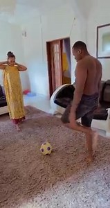 190K views · 6.1K reactions | #MaliRap : Zeus Mobjack joue au foot ⚽️ avec sa #Femme Zeina Poulo❤. Match Mali VS Brésil  ⚽️  Le clip FAH DEBILA WA avec 2BTO KING https://youtu.be/nGUwt7qL8u8 #WASSA_TV : l'essentiel de l'actualité | Wassa TV | Facebook