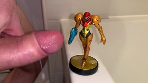 Hotglue: Samus amiibo