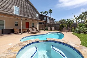 SPI Rentals, LLC: 121 E. Bahama in Walk to Beach