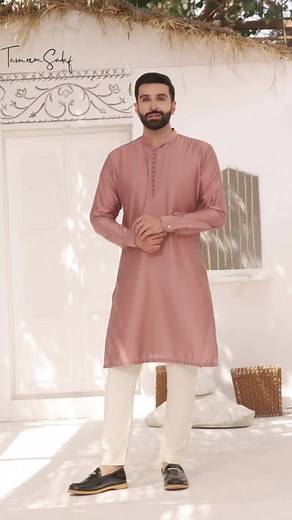 The handsome Azfar Rehman #in our signature kurta this Eid from our latest drop that celebrates all shades of summer. 💝 @azfu Eid Mubarak to you and your loved ones from us. 💖#tasneemsadaf #tasneemsadafofficial #azfarrehman #kurta #pakistanifashion #mensfashion #pakistanicelebrities #traditionalwear | Tasneem Sadaf