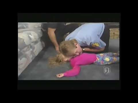 Rescue 911 - Texas pool tot