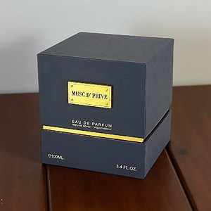 [Hot Item] High Quality Customizable Embossed Rigid Cardboard Empty Perfume Box for Perfume Bottle