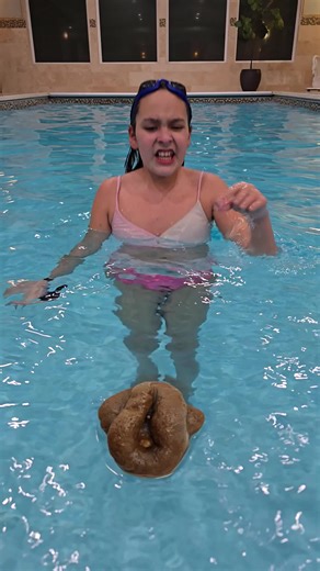There was poop in the pool | Pool