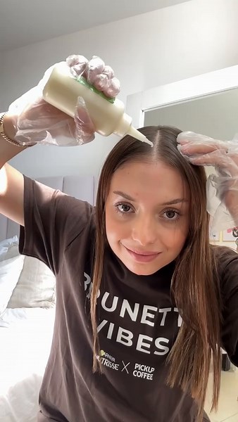 Transforma tu cabello con el color brunette