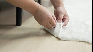 Gripper for Rug, 16 Pack Non-Slip Rug Pads Grippers for Hardwood Floors, Anti Slip Rug Corner Grippers for Area Rugs, Rug Stoppers to Prevent Sliding for Tile, Reusable Rug Stickers for Wood Floor