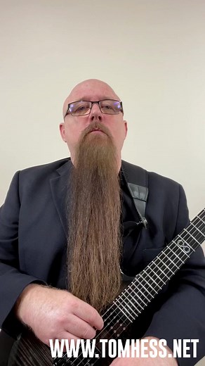 Train Your 2-Hand Synchronization With Open String Licks | Tom Hess