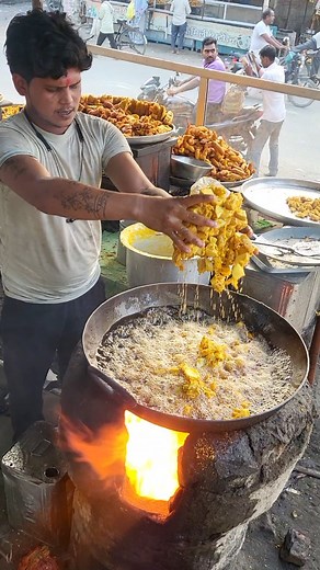 354K views · 9.1K reactions | Tere Nena mere neno she meethee | Hariom Hariom | Facebook