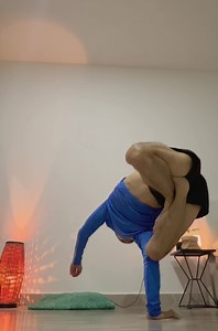 Sunday night💙✨ #Reuanglao | Bboy C-lil