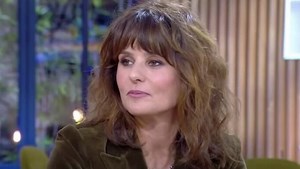 Faustine Bollaert : Ses photos osées qui font scandale