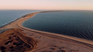 Vol aérien près du phare Great : vidéo de stock (100 % libre de droit) 3391041221 | Shutterstock