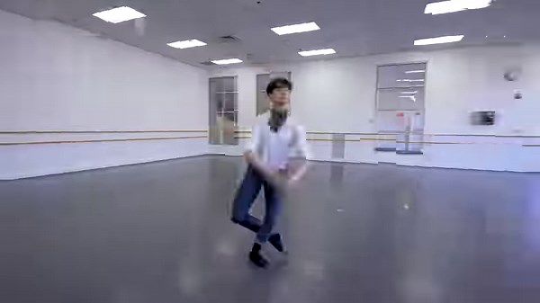 5.8K views · 154 reactions | Soloist Sangmin Lee recently made his debut as Prince Siegfried on opening night of Swan Lake, captivating the audience with his incredible performance. “It feels like a dream come true.” – Sangmin Lee Swan Lake | Citizens Opera House | https://bit.ly/3W8x8sn Video by Ernesto Galan | Boston Ballet | Facebook