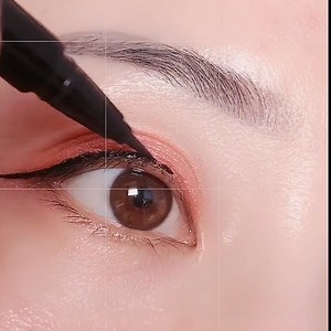 376K views · 6.9K reactions | Before speaking, people often express emotions through the eyes | Makeup Beauty | Facebook