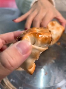 9.8K views · 24 reactions | #Xinjiang food have always been among the best of China. You will figure out why just by looking at the juicy, tender chunks of lamb and the generously stuffed, golden Xinjiang baked buns. | Discover Xinjiang | Facebook