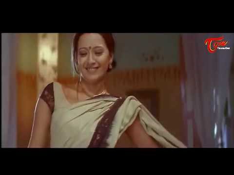 Reema Sen Saree Removing Scene || Best Romantic Scene of Tollywood #146