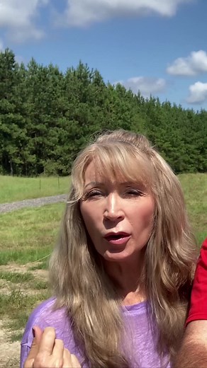 Wifes learns how to till land. #kubota #kubotausa #tractor #compacttractor #tiling #landtilling #tillinglesson #landwork #diy | Piney Grove Homestead and Mini Farm