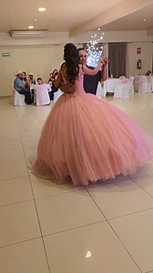 45K views · 983 reactions | Joselin bailando su vals de la ultima muñeca con su Padre! 凉 #DetallesÚnicos #ProduccionesDAngelFilm #XVaños #amor #xvañosparty #VideoParaXV #FotografíaProfesional #EventosEspeciales #Quinceañera | Producciones D'Angel Film | Facebook
