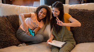 Watch See how Pinwheel helps your child learn phone responsibility on Amazon Live