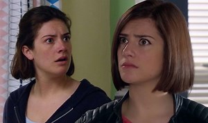 Emmerdale: Belle mourns for mum Lisa following her death