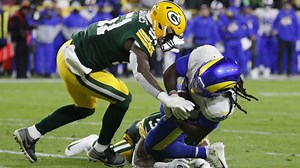 Darrell Henderson absorbs heavy contact on TD reception