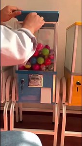 Gumball Machine, Candy Vending Machine Dispenser, Commercial Gumball Machine, Toy Capsule, Vending Machine, Dispenser Prize Machine, Candy Machine Dispenser for Toy Capsules Bouncy Balls,White