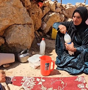 27K views · 1.1K reactions | 89 Documentary on nomadic life_ _Fatima's efforts to build a house in Saifullah's absence_ | Hard lifeshow | Facebook