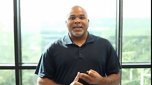 EdgeStar OIM450SS Outdoor Undercounter Clear Ice Maker - Stainless Steel