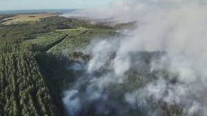 Latest drone footage from Langdale Moor shows the extent of the smoke, as national support has been called in to help tackle the blaze on the Moor. 📹 North Yorkshire Moors Moorland Organisation | The Northern Echo