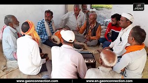 मध्य प्रदेश के गाँवों में आज भी बजती है 'नगड़िया', ग्रामीण छेड़ते हैं फाग का राग #Holi2022 #Holi पूरी खबर पढ़ें: https://bit.ly/3tgx7nZ | Gaon Connection