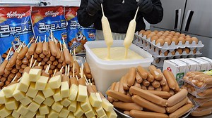 10K views · 264 reactions | 1,000 hot dogs sold out a day! Giant cheese sausage hot dog, chocolate hot dog - Korean street food #hotdog #streetfood #koreanfood | Food Processing | Facebook