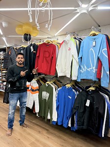 1.8K reactions · 51 shares | কলকাতা কাঁপানো অফার তারকেশ্বরে | ব্র্যান্ডেড জ্যাকেট, হুডি, সোয়েটার ১ পিস হোলসেলের থেকেও কমে বিক্রি হচ্ছে | Digital Tutorial | Facebook