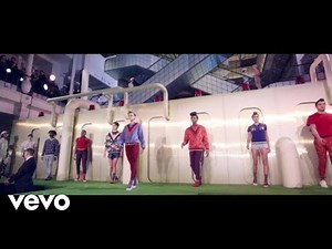 Vidéo. Stromae dévoile sa nouvelle chanson "Défiler"