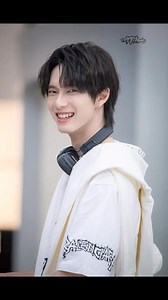 23 reactions | So cute pooh 殺殺殺#Ppoohkt #PitBabeTheSeries | Actor&Singer | Facebook