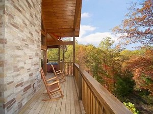 October weekends in Gatlinburg are booked! Last chance to stay in a luxury cabin midweek and save $200. https://www.elkspringsresort.com/cabins/?promo=SU200 Featured cabins include: https://www.elkspringsresort.com/cabins/firefly-lodge/ https://www.elkspringsresort.com/cabins/a-smoky-hideaway/ https://www.elkspringsresort.com/cabins/big-bear-lodge/ https://www.elkspringsresort.com/cabins/pool-and-theater-lodge/ | Elk Springs Resort
